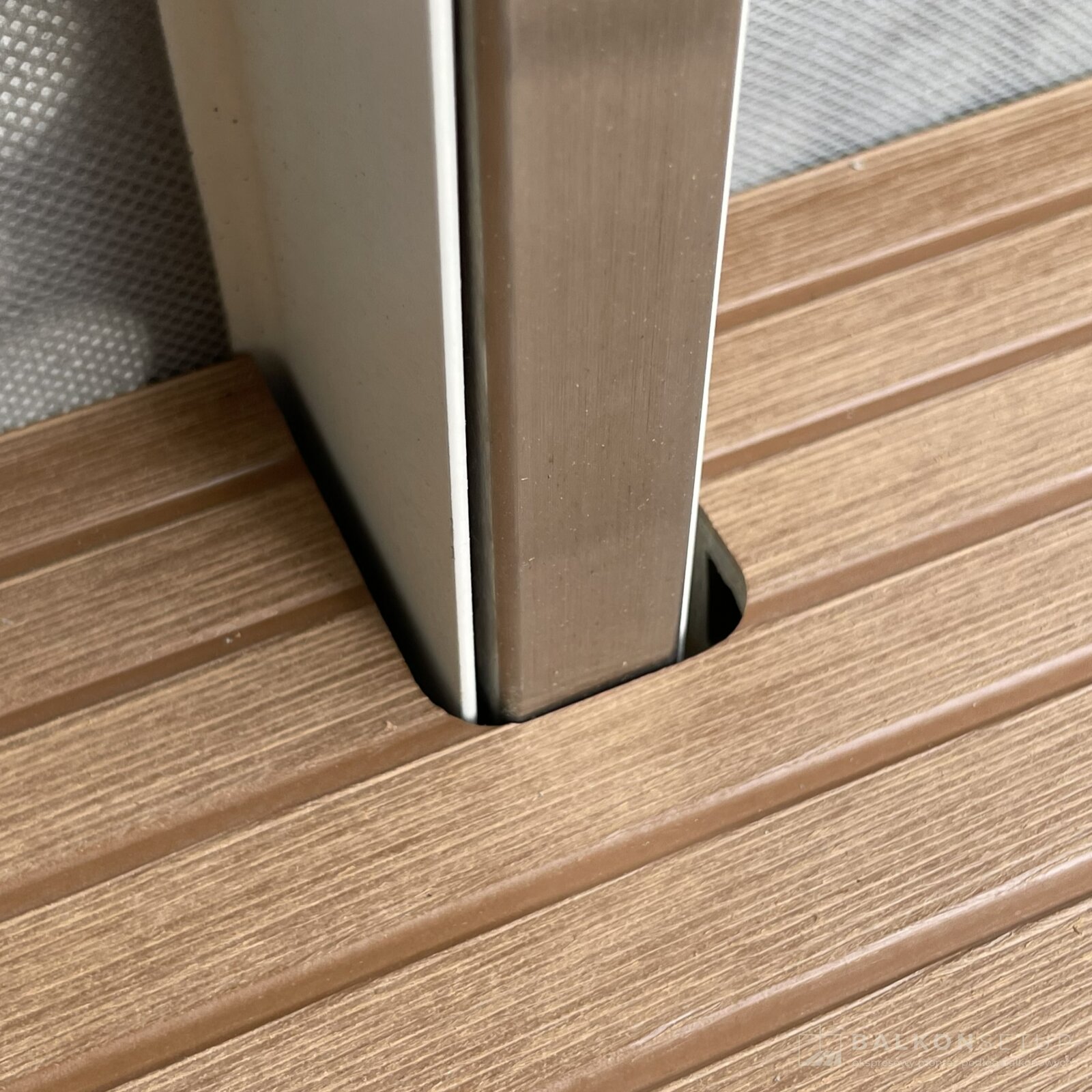 Balkon przy Ciesielskiego v3 - frez2