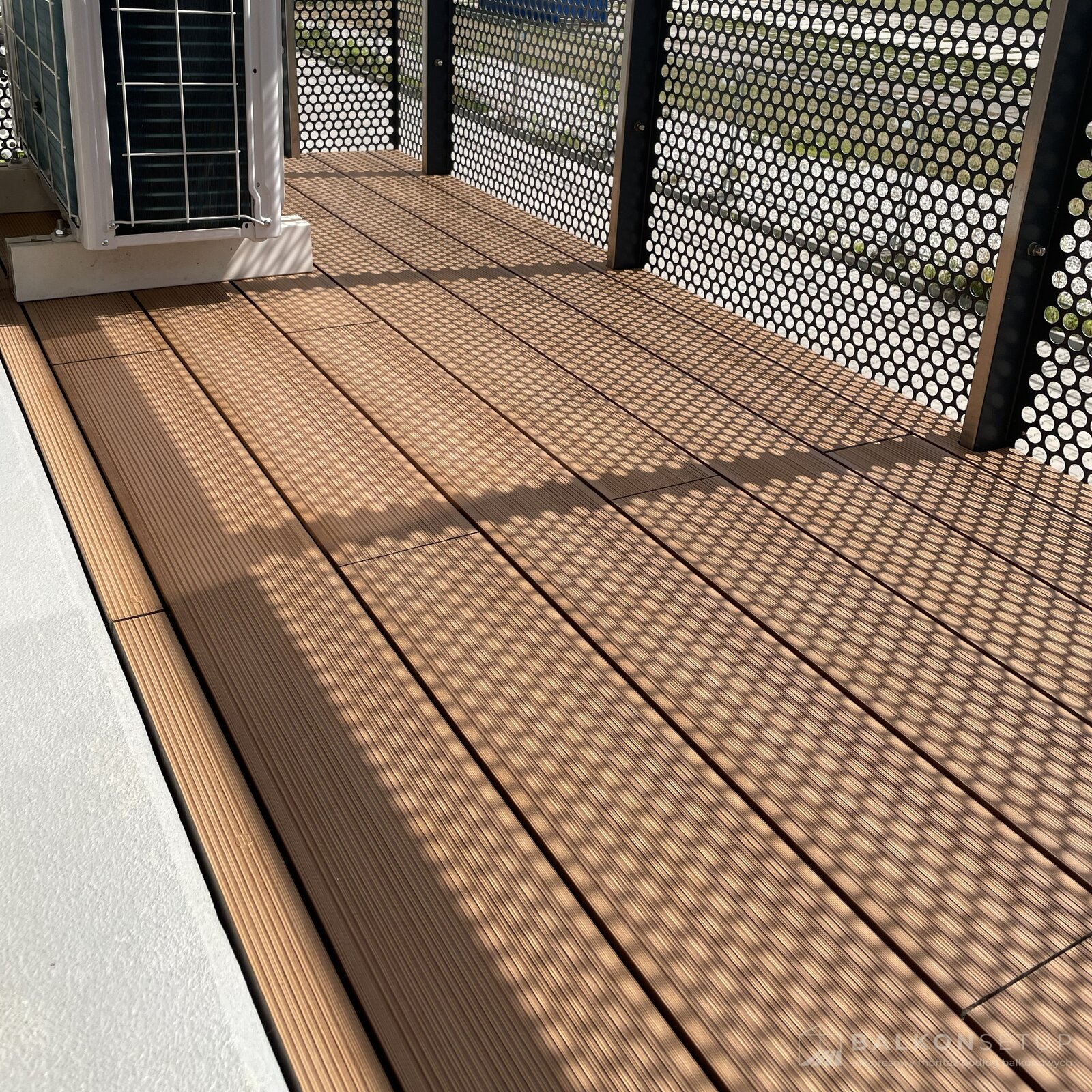 Balcony on Ciesielskiego Street (v2) - perspektywa