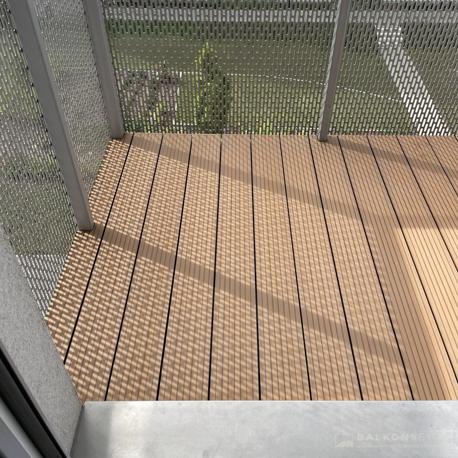 Balcony on Prandoty St. (v1) - lewo
